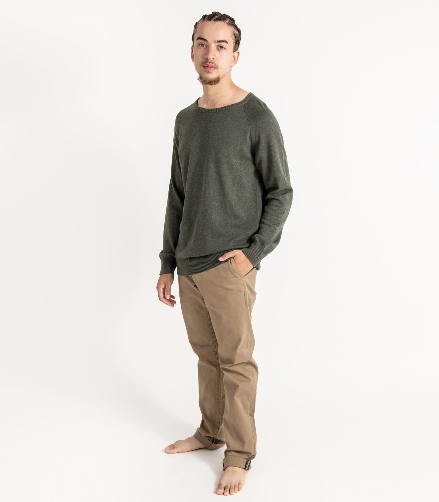 Bhumi Organic Cotton - Fine Knit Round Neck Sweater - Olive